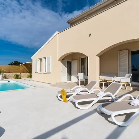 Villa Ostone