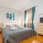 Ostone Vila Pula